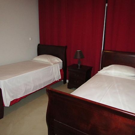 Residencial Girassol, Lda Bed & Breakfast São Filipe Dış mekan fotoğraf