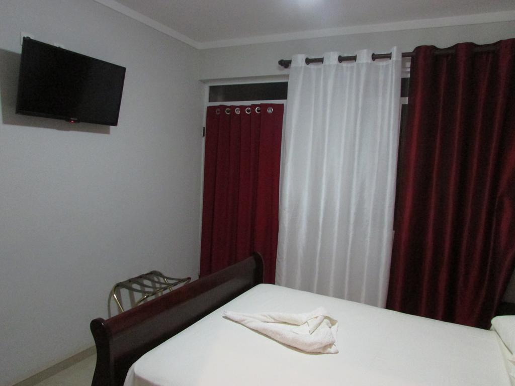 Residencial Girassol, Lda Bed & Breakfast São Filipe Dış mekan fotoğraf