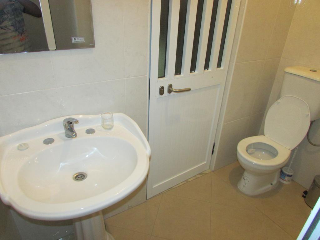 Residencial Girassol, Lda Bed & Breakfast São Filipe Dış mekan fotoğraf
