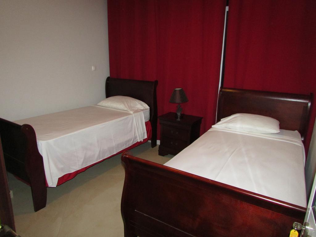 Residencial Girassol, Lda Bed & Breakfast São Filipe Dış mekan fotoğraf